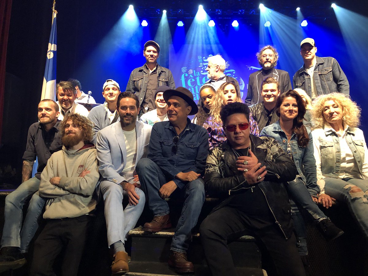 💙 Le Grand spectacle aura lieu au <a href="/ParcJeanDrapeau/">Parc Jean-Drapeau</a>! <a href="/lapointeeric/">Éric Lapointe</a>, <a href="/Koriass/">Koriass</a>, <a href="/FouKiZay/">FouKi 🌿</a>, <a href="/RoxBruneau/">Roxane Bruneau</a> et <a href="/marianacherie/">Mariana Mazza</a> feront partie de la liste d'artistes présents pour cette grande célébration!
🔷 Le Défilé aura lieu sur <a href="/LaRueSaintDenis/">Rue Saint-Denis</a>! #StJeanMTL
❓: fetenationale-montreal.qc.ca