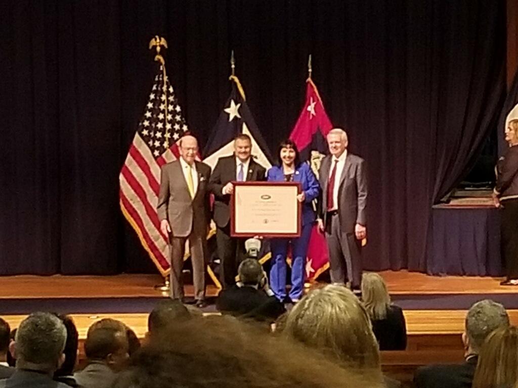 EximBankUS's tweet photo. Congrats, #EXIMrepp members @VAGTC & NC Small Business & Technology Development Center! Both were awarded @Commercegov’s President's "E" Award; the highest recognition any U.S. entity can receive for their significant contributions to the expansion of U.S. exports! https://t.co/wo6A1aGDYD