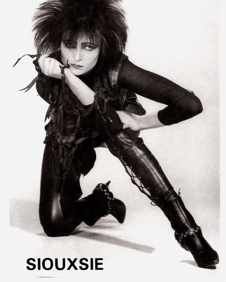 Happy birthday to the incomparable Siouxsie Sioux! 