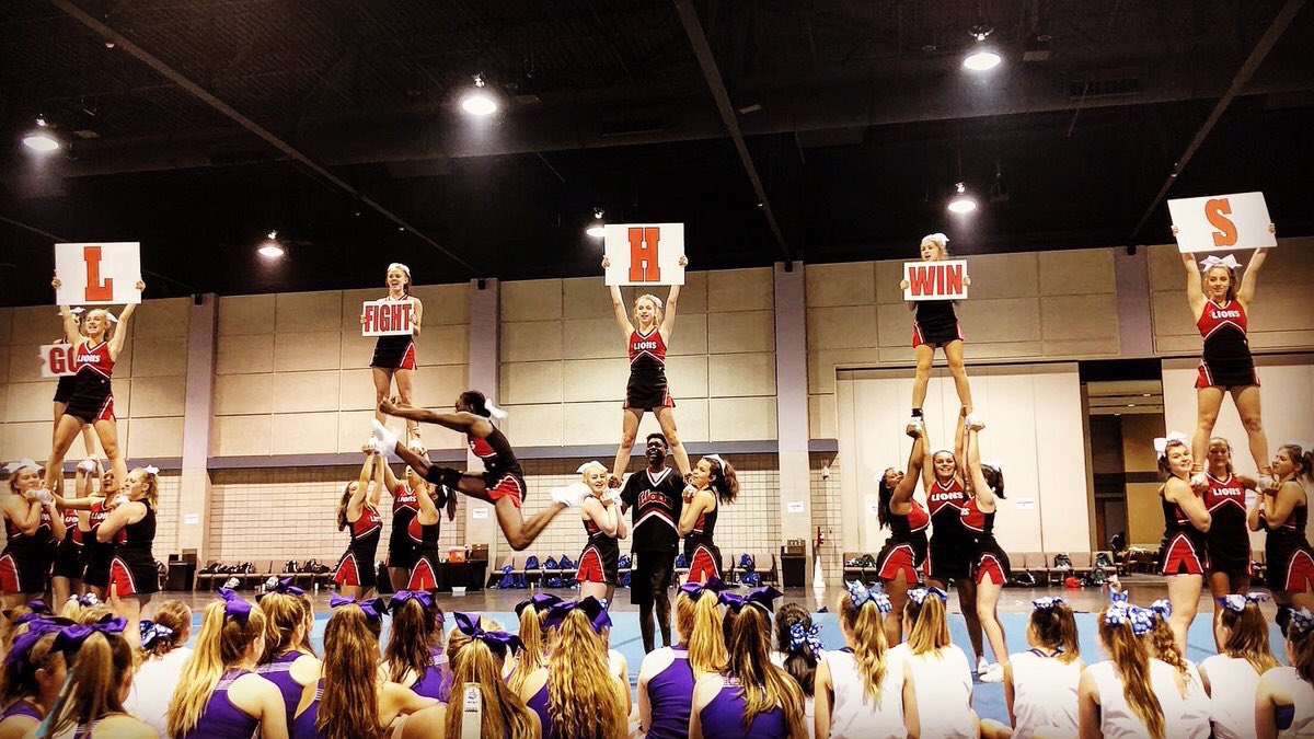 LawrenceSpirit's tweet photo. Help support your Lawrence Spirit Squad by joining our Fan Club‼️

It’s free to join, and Fans receive perks from national brands, live stream event coverage, &amp; more!

Join at https://t.co/YlPzKa5tLh

#FanClubApp #Fundraising https://t.co/ew6WqhGoIM