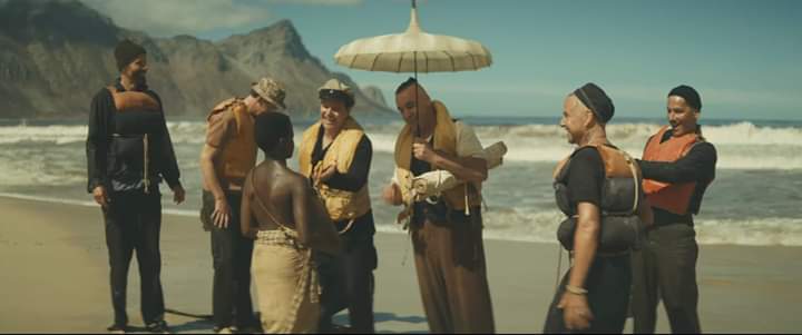 Rammstein_C_Arg's tweet photo. ICH BIN AUSLÄNDER! 🔥

Hace pocos minutos, #Rammstein acaba de estrenar su tercer videoclip, "Ausländer" ha sido el elegido.

El single "Ausländer" estará disponible a partir de hoy a la venta en formato físico, los cuales serán en CD, y en Vinilo. 

#Ramms7ein #Rammstein2019 https://t.co/Sf2zwKpzRT