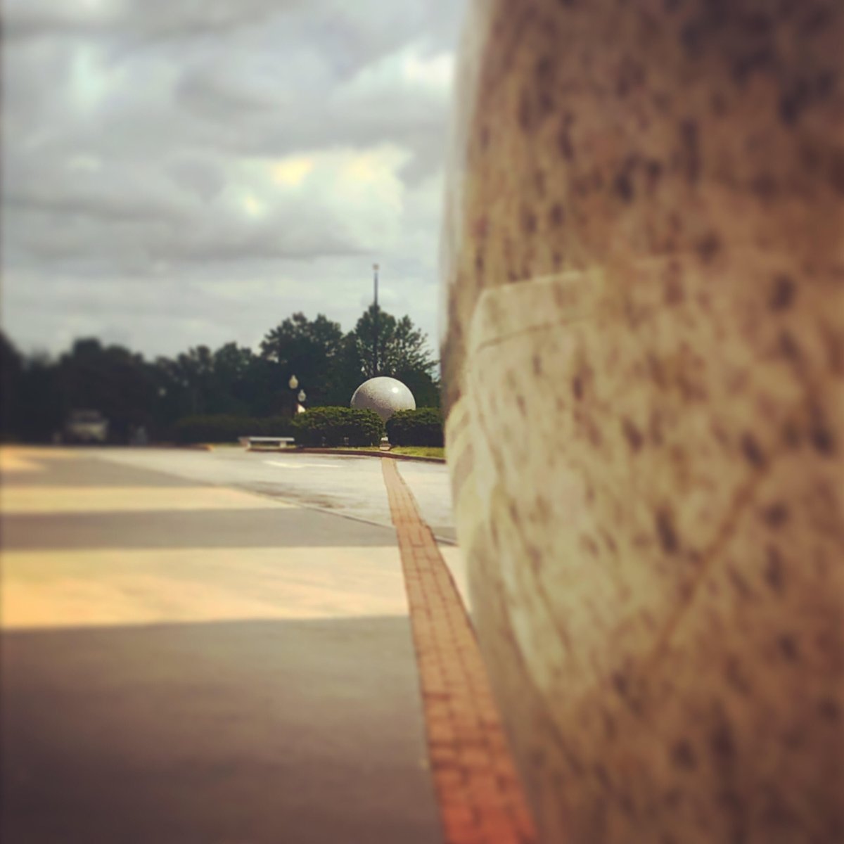 ScienceMusofVA's tweet photo. Our version of the classic NASA pic!
#moon #earth #moonkugel #earthkugel #kugel #kugels #kugelball #rva #va #STEMva #nasa #outsideexhibit #vamuseums #grandkugel https://t.co/zY7wB07XGz