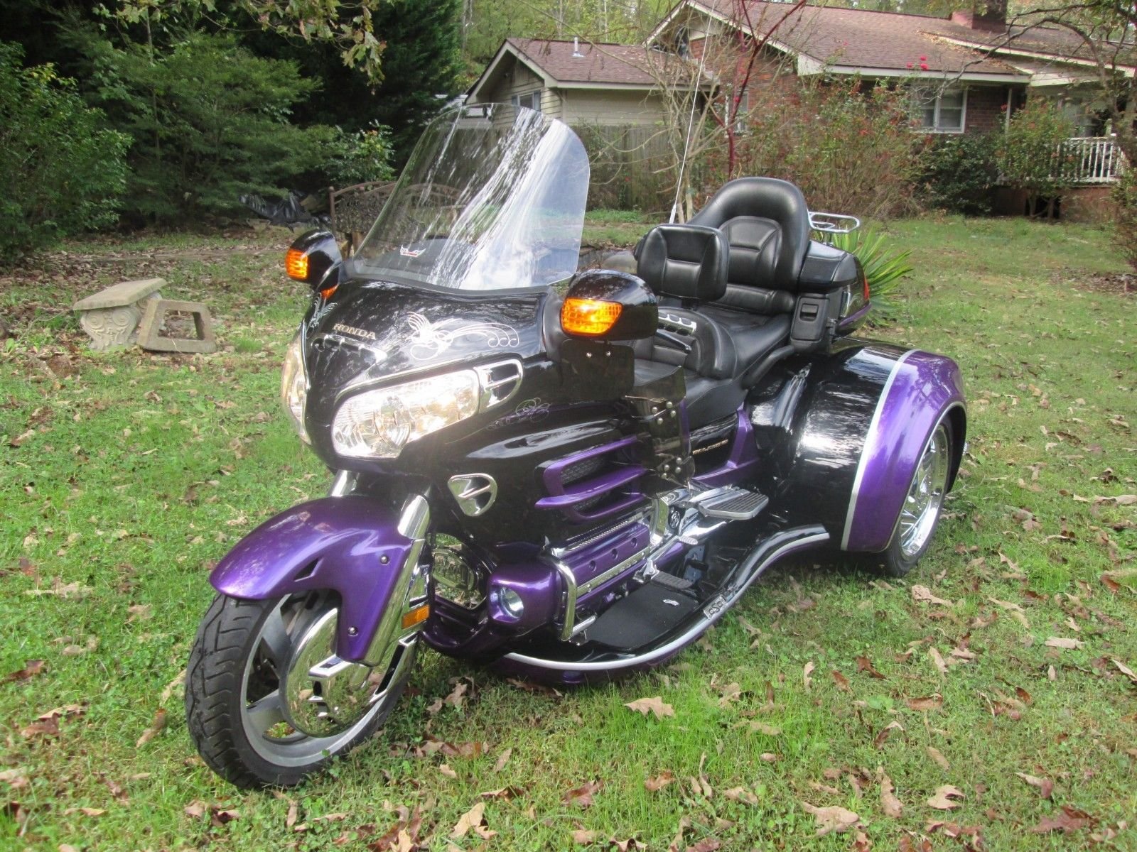 Purple trike motorcycle deals
