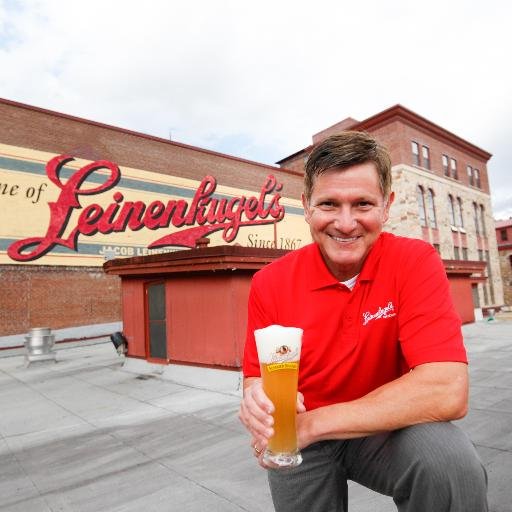 VetTix's tweet photo. Join Vet Tix and #Marine #veteran @DickLeinie of @Leinenkugels at the @jewelosco Tinley Park, IL store from 4 - 6 p.m CDT today! Stop on by for a chance to win tickets to the @TheChicagoDogs game tomorrow and some #Leinie swag! https://t.co/gbdu4Omt5R
