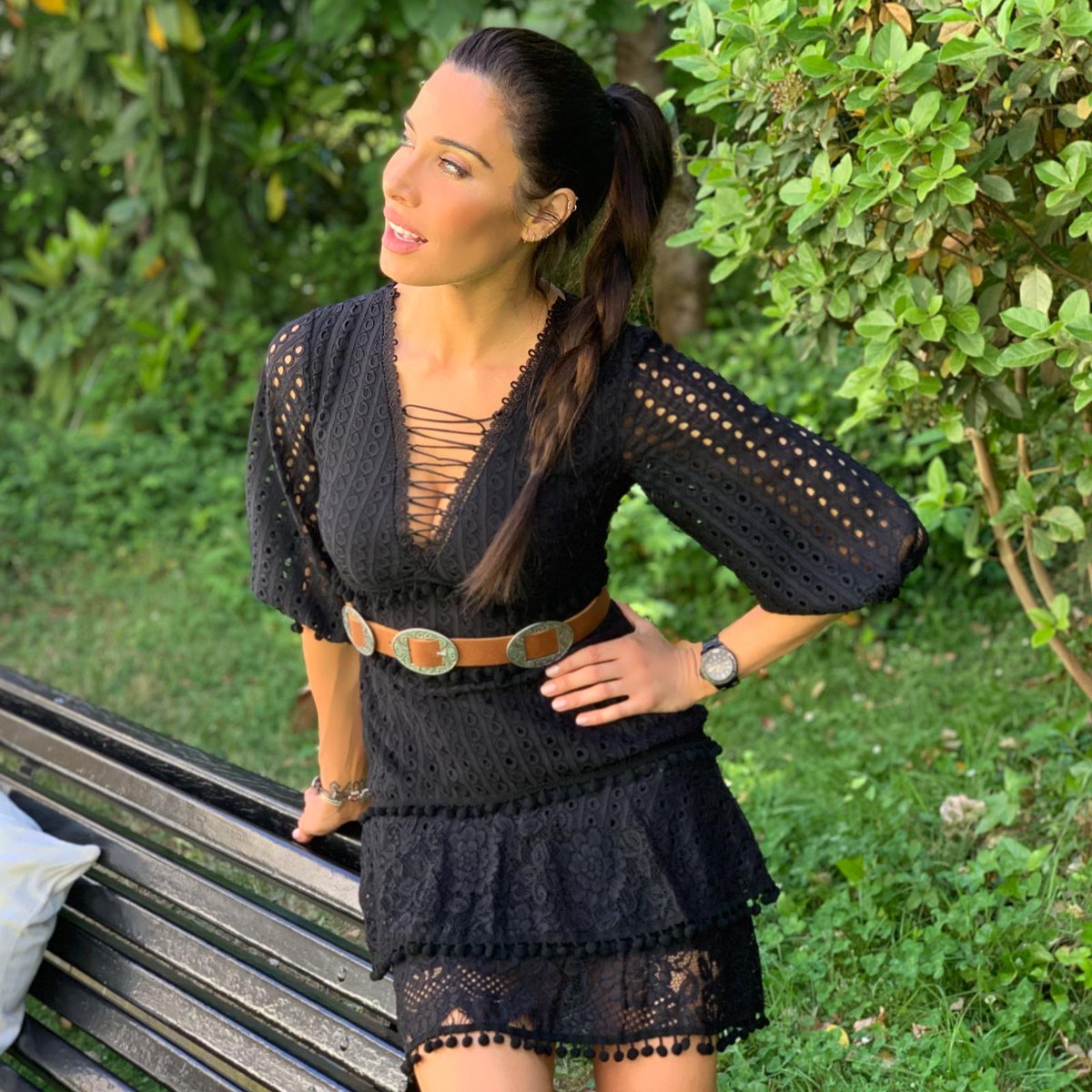 👗Más cerca. Me parece perfecto para cualquier momento. Hoy ha sido un día súper completo, reuniones, evento, ensayos... 😘 <a href="/myshoplist_pr/">Pilarrubio_myshoplist</a>