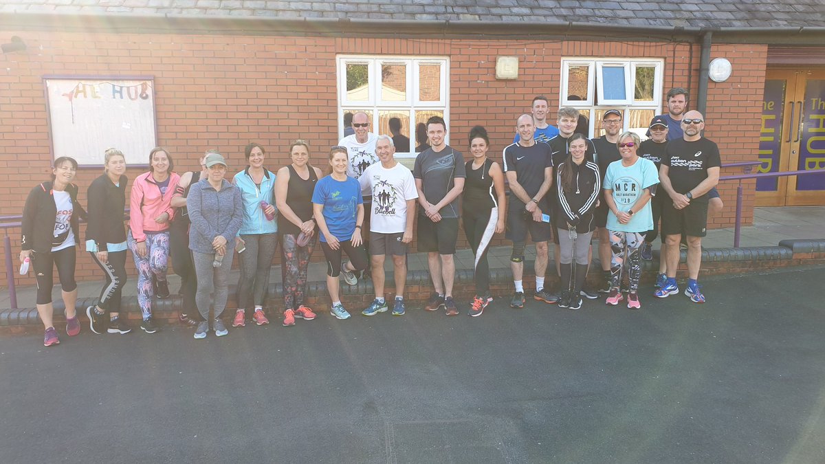 Howfenrunners's tweet photo. Another great turnout tonight. See you all next week #howfenrunners #letsgetrunning https://t.co/8vmw3ZDp3x