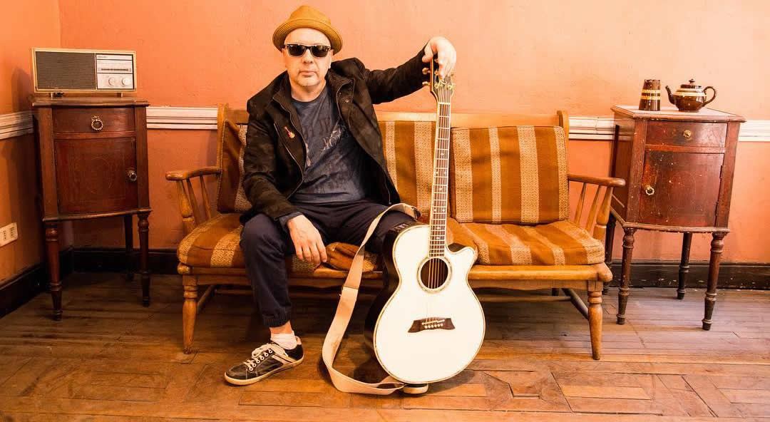 ChileFunk's tweet photo. La Banda de Joaquín Murieta: funk, pop folk y más en una mezcla muy interesante ➡️ https://t.co/bkrvuUjKYP
#Bandas #ChileFunk #Funk #PopFolk #JazzFusion #Soul @JoaquinMurietaB https://t.co/LcvJiAENzx