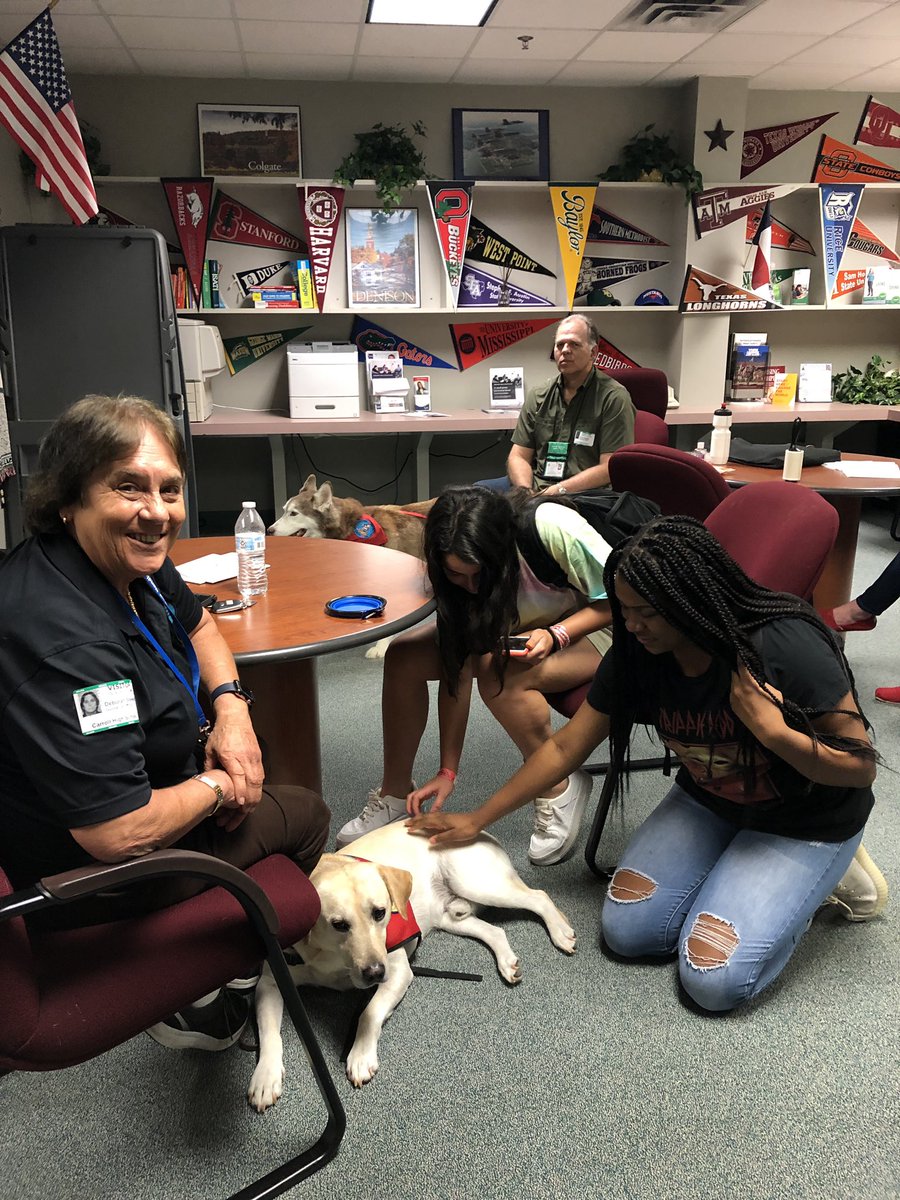 CHSCnslingCrew's tweet photo. CHS students had to opportunity to visit with some furry friends today!! Bennie and Fargo were here to help provide some relief from the stress of final exams 🐶 🐾 💕 #DragonStrong #finalsweek2019 #schooldaze https://t.co/g8zv2TeAty