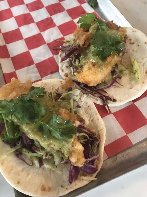 ant_kneee's tweet photo. Whose ready for #TacoTuesday? @TheOldPlank_Chi in #LoganSquare is your new hot spot for Tex-Mex, drinks and sports! Enjoy the big game, while sipping on agave &amp; whiskey cocktails or grab a local brew from the 16 taps. It's a win-win any day. Welcome to the neighborhood!!! https://t.co/2CuJ299DEu