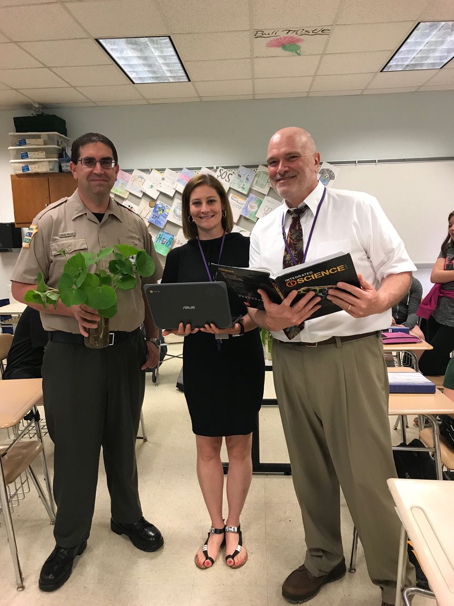ReffertJeff's tweet photo. Science Ed +Technology Ed + Environmental Specialist DCNR ⁦@DCNRnews⁩ = Innovation in Education ⁦@BWSDsuper⁩ ⁦@BWSDHarrisonMS⁩ ⁦@greggbehr⁩ #GovsStemComp #SteminPA https://t.co/YZtwr0sfAA