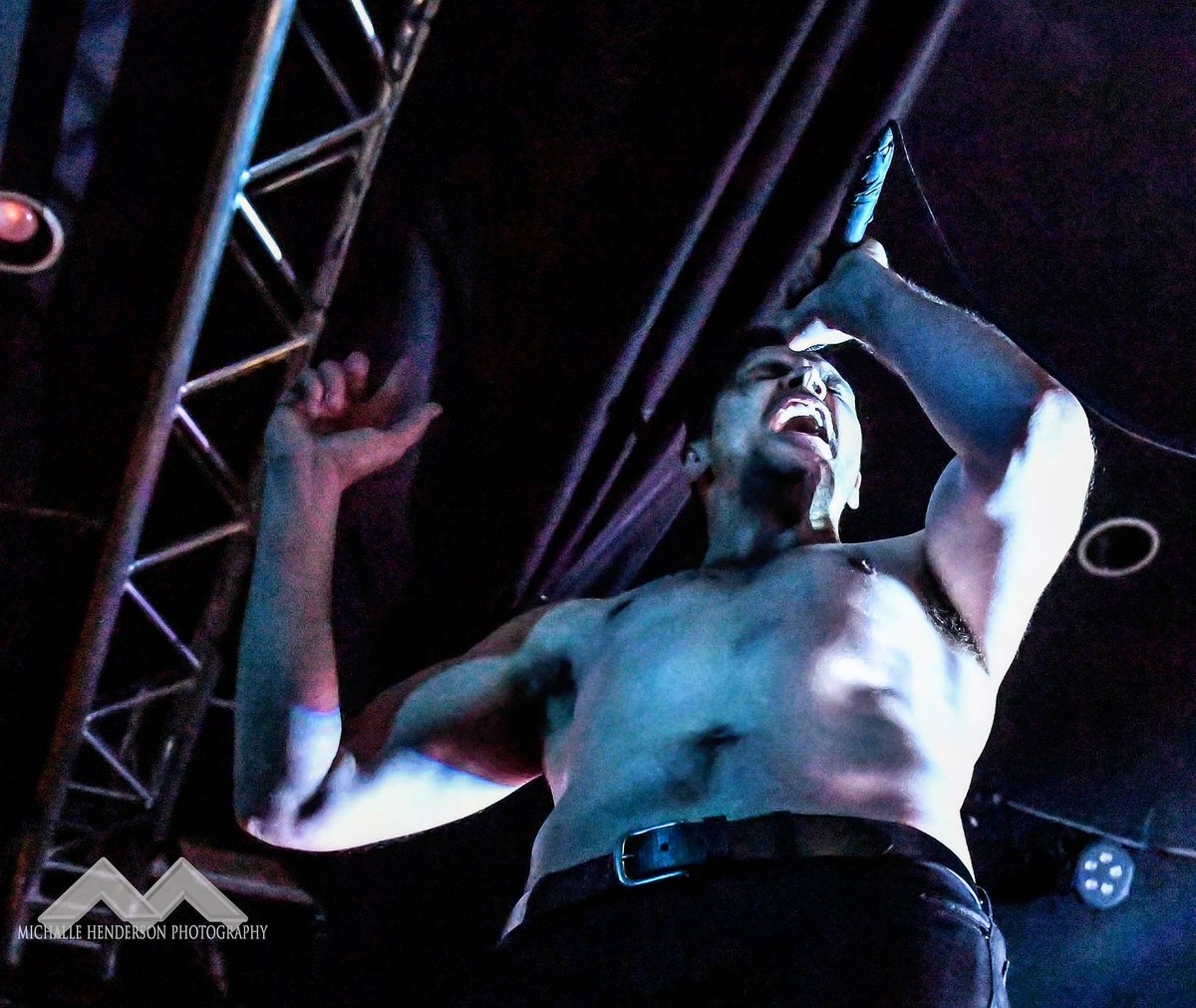 photobyMichalle's tweet photo. Got my spotify on repeat playing #whatittakes by @adelitasway and thought I'll share a few of my #shirtless pics #RickDejesus from @musicfactorybc ..now go put the song on repeat so we can reach 5M. https://t.co/eQlK38K0wk