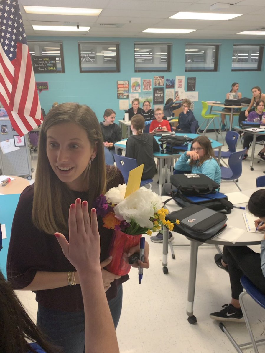 Another #FlowerPatchKids delivery- this time... to Ms. <a href="/classicjaksich/">Jessica Jaksich</a>. Congratulations on your engagement! 💍 

#CarusoWay