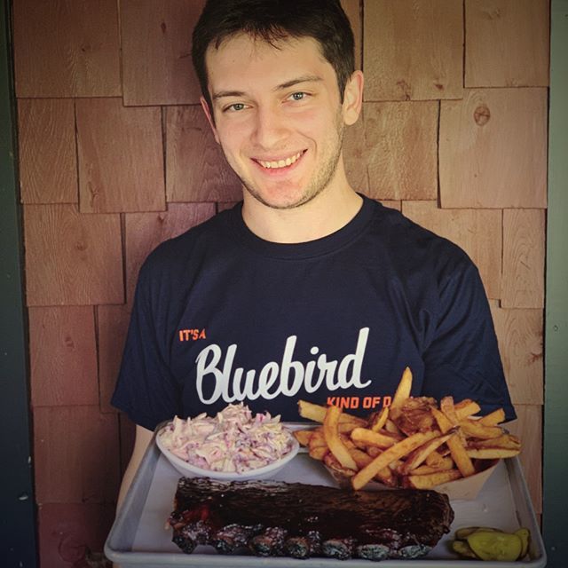 🙌We are NOW open for LUNCH! Tues - Sunday 11:30 - 2pm. Full-Service Dine-In or ☎for take-out. _#btvlunch #lunch #bluebirdbbq #havefun #vt #vermont #bbq⠀
⠀ bit.ly/2wp43MX