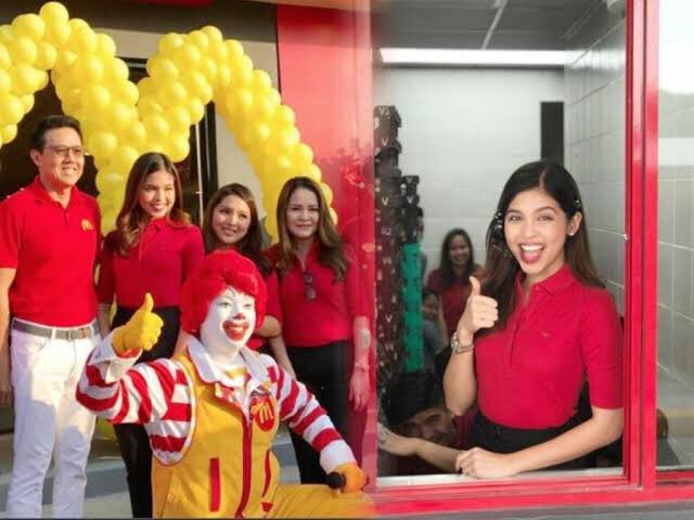 MaineTrendTeam's tweet photo. Let's promote @mainedcm's third @McDo_PH branch that will open this Saturday! 

🔴 Poblacion, Sta Maria Bulacan

Today's hashtag:
⬇️⬇️⬇️⬇️⬇️⬇️⬇️⬇️⬇️

#MaineTATLONGMcDoNa 

⬆️⬆️⬆️⬆️⬆️⬆️⬆️⬆️⬆️ https://t.co/lZ10RZElQ3