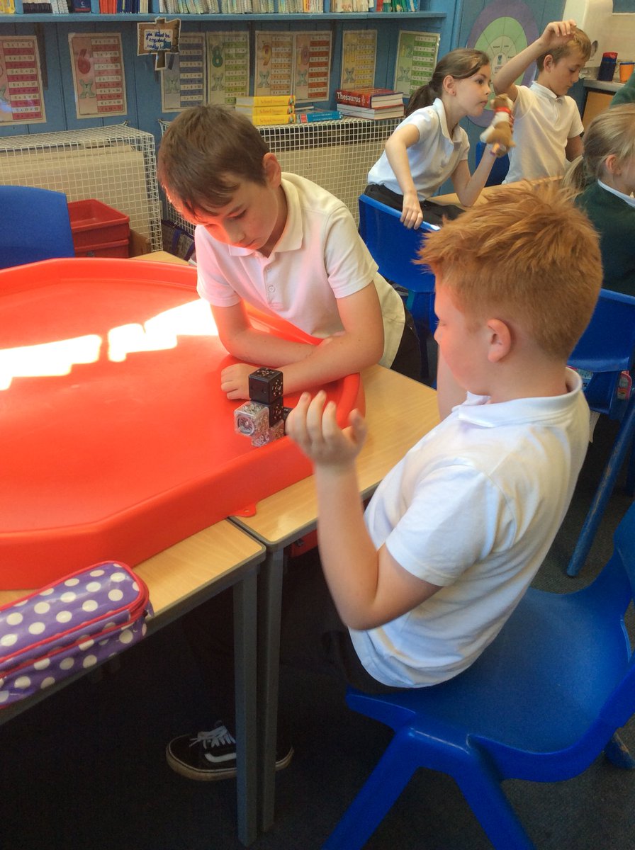 ruthvenfield's tweet photo. P4/5 put their problem-solving skills to good use in a robotics workshop this morning using cubelets #multiplesense #multiplefunctions Thank you very much Zoe Garvie from Aerospace Kinross, an inspiring tutor. https://t.co/YFDI8kj7TI