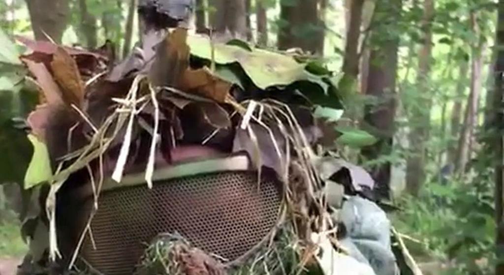 Hunter Is Presented With A Very Clear Sign That His Camo Is Working bit.ly/2XbDoz5 #animals