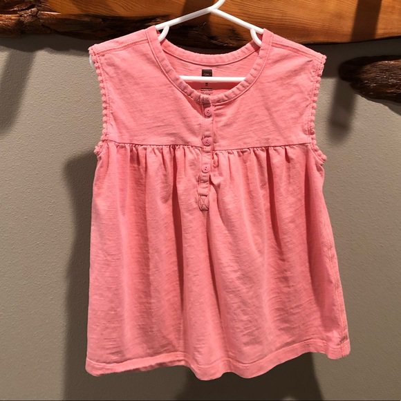 catesschwark's tweet photo. So good I had to share! Check out all the items I'm loving on @Poshmarkapp #poshmark #fashion #style #shopmycloset #gymboree #teacollection #nordstrom: https://t.co/Ac4HzwjlxR https://t.co/xeiUMx9D2i