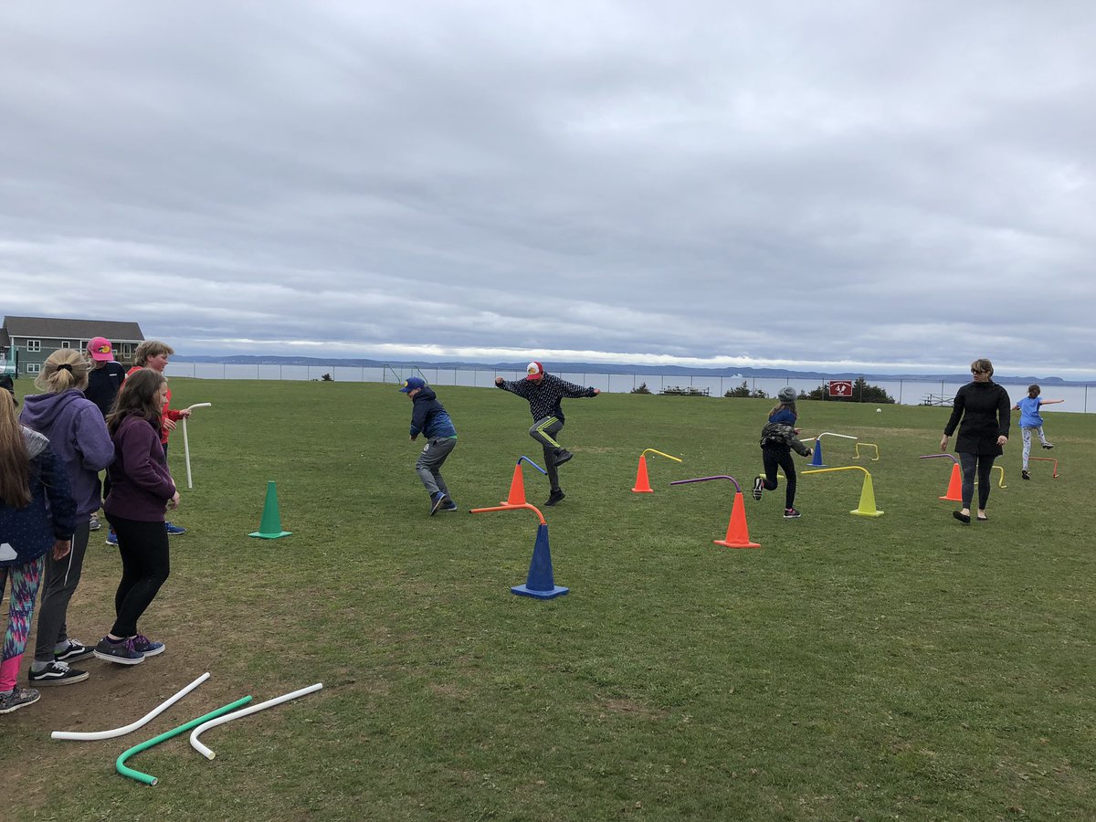 mmemarshallnl's tweet photo. A great afternoon with the SES running club! Even had an iceberg view! @StEdwardsSchool @NLAthletics https://t.co/7Rbb1Z22T7