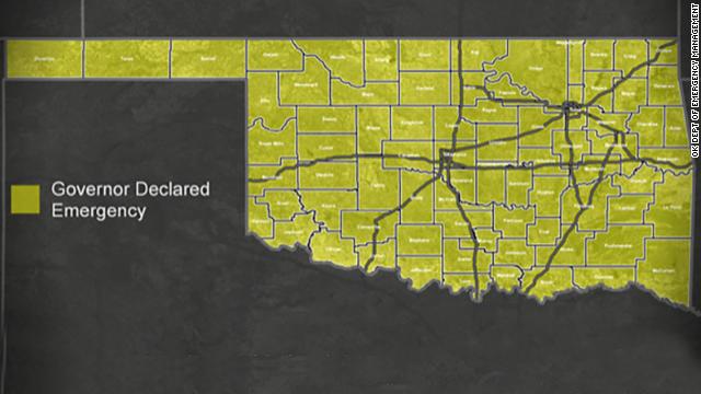 cnnbrk's tweet photo. Every single county in Oklahoma is under a state of emergency https://t.co/KBTYJOp5OE https://t.co/tPcVis2kLd