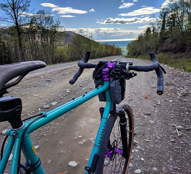BelleEpoqueVelo's tweet photo. From #ocean to #mountain &amp; back again. Training spins for the #Skull120 #GravelGrind.

#sunshine #steelisreal #gravelrace #gravelbike #handbuiltbicycle #boxcarviews #klamper #MadeinAmerica #alaska #adventurerace  #adventure #cycling #cyclinglife #getouts… https://t.co/Khjp9GPNyl https://t.co/OiGYj1K5z1