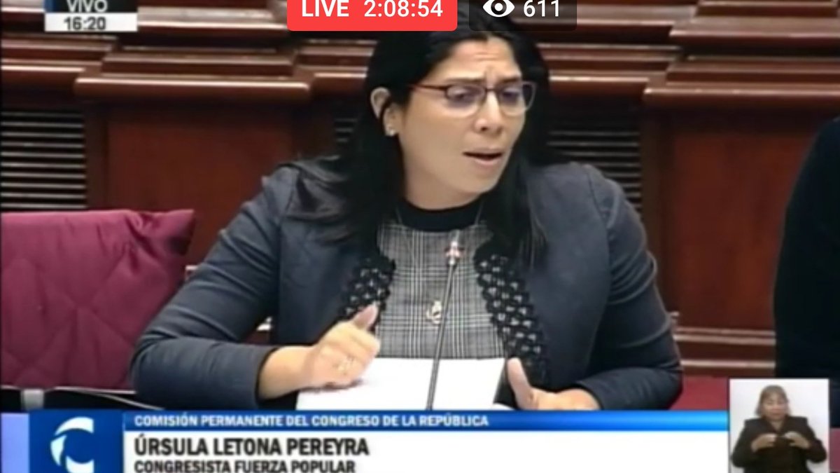 StevenCaldern9's tweet image. #Úrsula #Letona acaba de decir que : "ya cansa la palabra #blindaje", esto en cuanto al blindaje que le hicieron a #Chávarry por el ingreso a las oficinas lacradas. 🙄