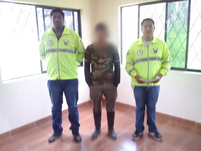 Luego de trabajos de recolección de información, capturamos a ciudadano presuntamente implicado en delito sexual, en contra de una menor de edad, que actualmente tiene 16 años, en cumplimiento a orden de captura emitida por el Juez de la Unidad Penal de Cuenca. #Dinapen, #Azuay.