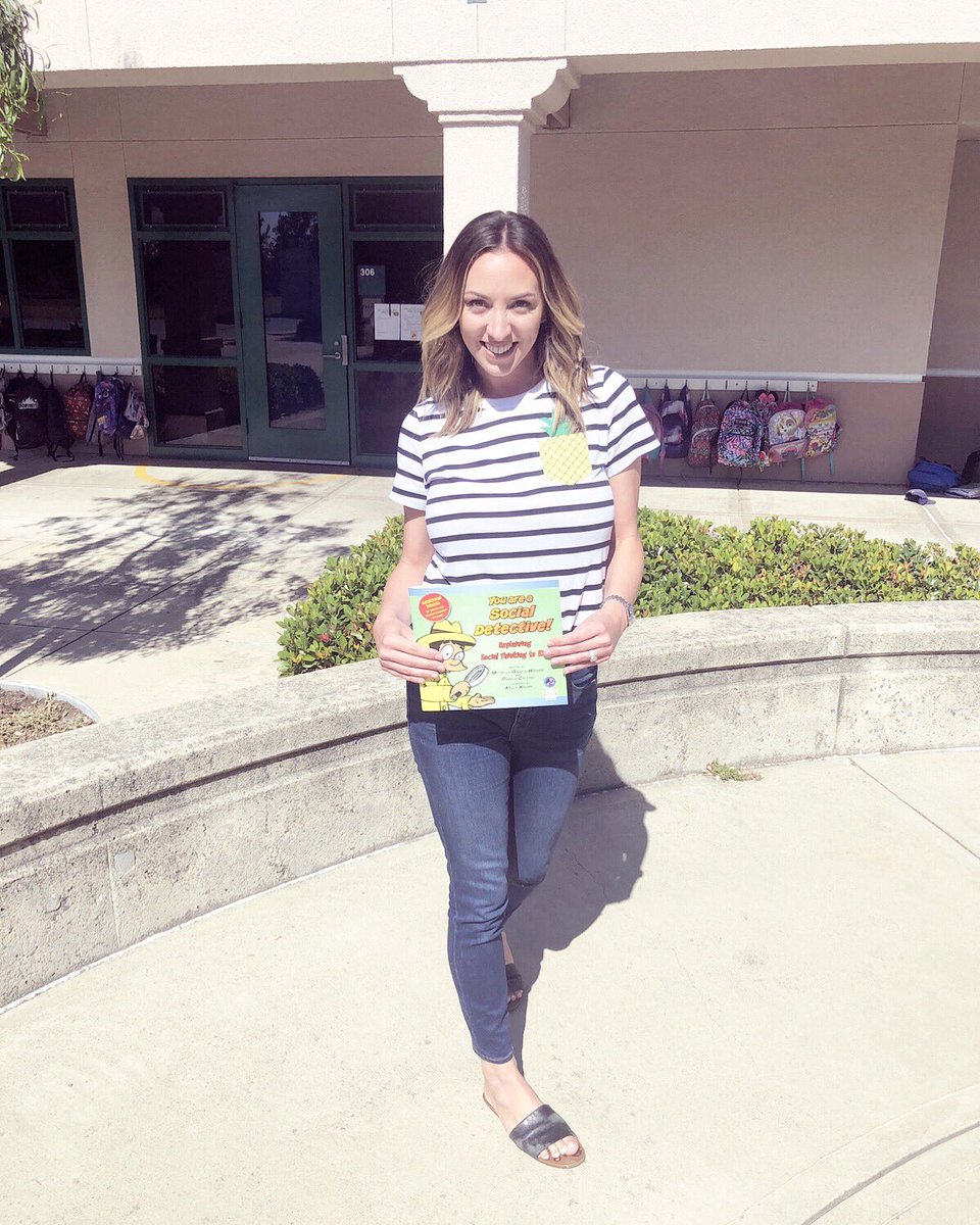 KGameroz's tweet photo. This book changed my entire career path...You Are A Social Detective! @TUSDschools @socialthinking #socialemotionallearning #socialthinking #socialcompetencies https://t.co/TdSBZZOZ8Z