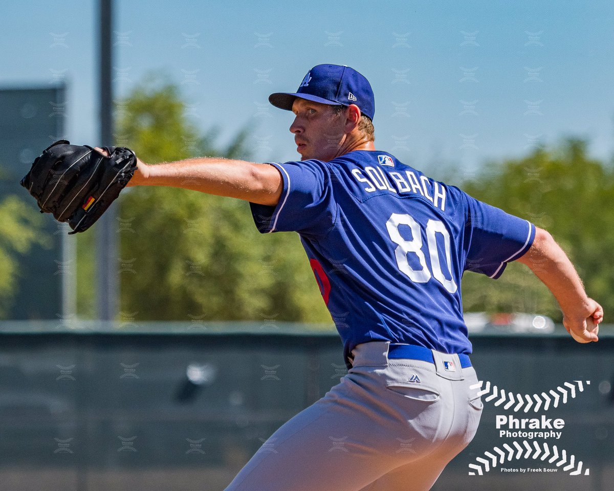 phrakephoto's tweet photo. Markus Solbach (80) P Los Angeles Dodgers Germany (2011 MIN)
#dodgers #itfdb #losdoyers #letsgododgers #ladodgers #gododgers #welovela #losangelesdodgers
@FutureDodgers
#baseballdeutschland #buchbinderlegionäre #legioneare
#downunderbaseball #adelaidebite #bite
@MSolbach23 https://t.co/WPnDczEwgV