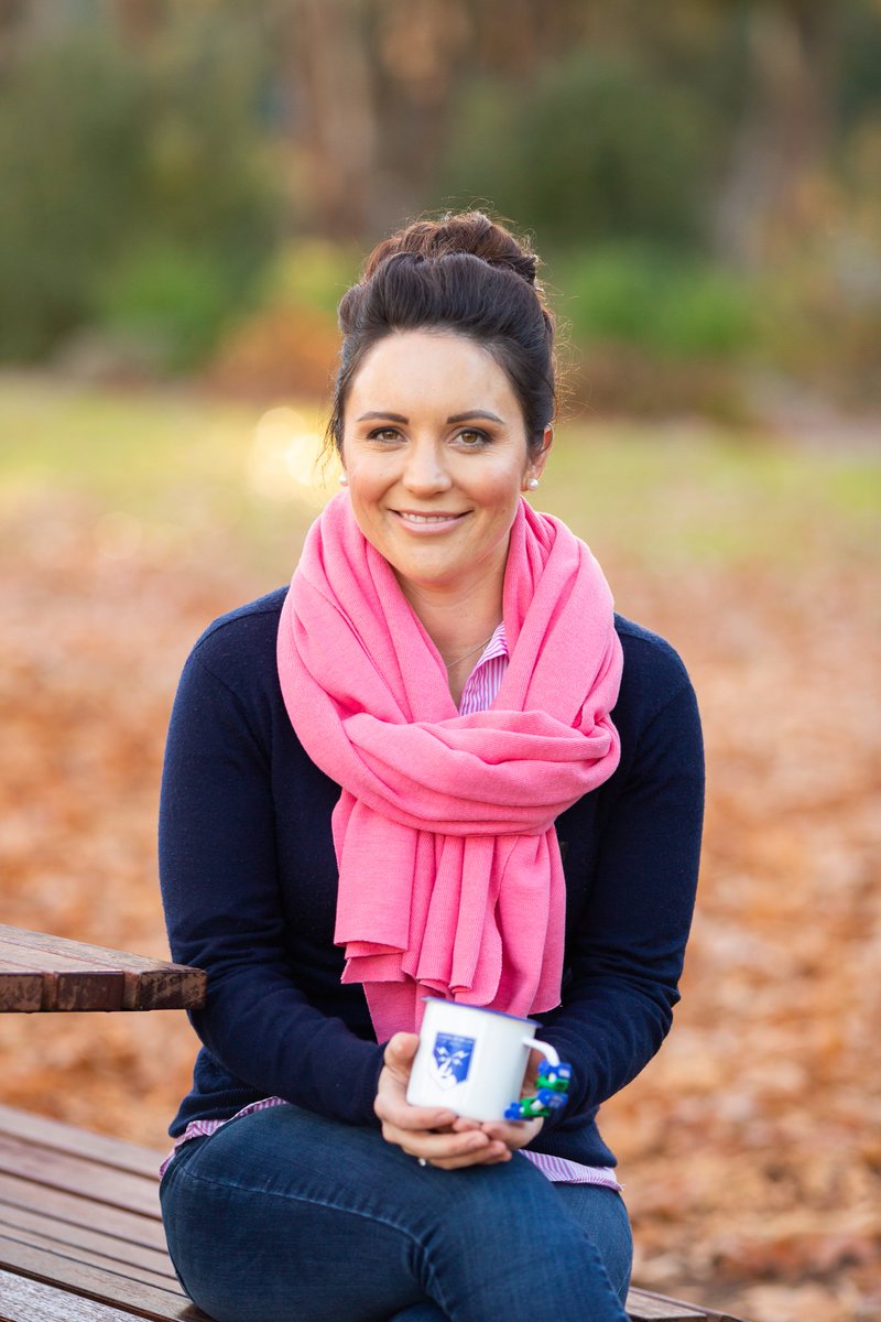 Invisible Farmer (@invisfarmer) on Twitter photo “Women are the backbone of rural industries and therefore in a fabulous position to influence change.”~Alex Thomas winner 2018 SA AgriFutures Rural Women’s Award talks with Elizabeth Graham (<a href="/Deakin/">Deakin University</a> student & <a href="/invisfarmer/">Invisible Farmer</a> volunteer) in latest our blog: bit.ly/2HGryYm “Women are the backbone of rural industries and therefore in a fabulous position to influence change.”~Alex Thomas winner 2018 SA AgriFutures Rural Women’s Award talks with Elizabeth Graham (<a href="/Deakin/">Deakin University</a> student & <a href="/invisfarmer/">Invisible Farmer</a> volunteer) in latest our blog: bit.ly/2HGryYm