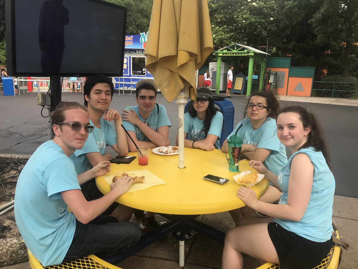 HHSCoyotes2019's tweet photo. Fun day at Six Flags!  Thanks to everyone who came and especially those who organized it and made it happen (Stacy Sivak) and to all our chaperones!  Forgot to get pictures most of the day, but snuck a few. https://t.co/Dx1dPtfbyn
