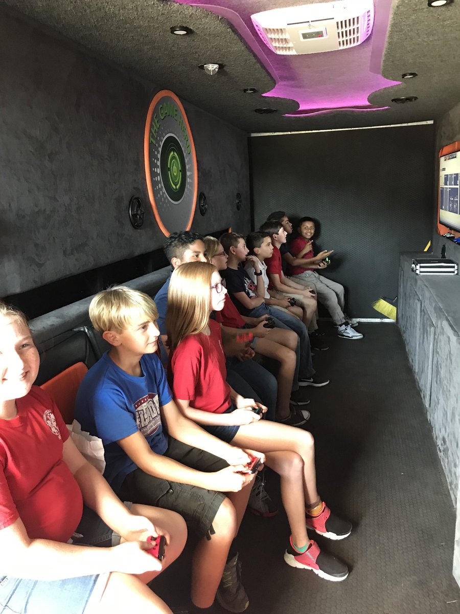 hgeheroes's tweet photo. This week we celebrated our students incredible efforts towards FSA testing and their work this year in general. We are so proud of our students! #workhardplayhard #hgeheroes #lovepolkschools #celebratelearning https://t.co/isqVl2NDXs
