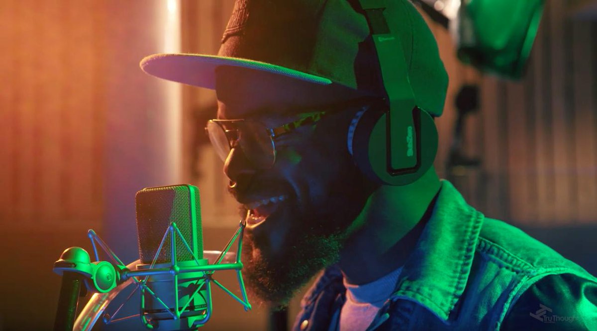 POAMmusic's tweet photo. “Listen”⁣⁣⁣
⁣⁣#NewSingle + #LiveSession #MusicVideo out on all platforms⁣ TOMORROW ⁣29.05.19⁣⁣ on @tru_thoughts recordings!
.
.
.
#Listen #truthoughts #piecesofaman #poam #madeinpieces  #rainbownoir #manchester #newmusic #soul #neosoul https://t.co/Ez9kWdNZjG