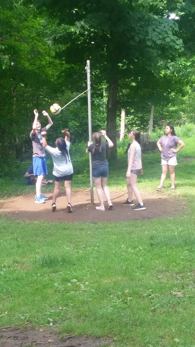 CCMS_PSP's tweet photo. It turned out to be an awesome day for #Kenbrook #FalconPride #ccmsdoesthefunstuff https://t.co/V5StBRAoxs