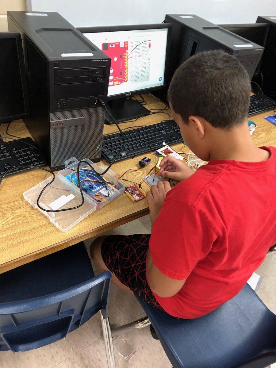 Flint STEM Camps tweet media