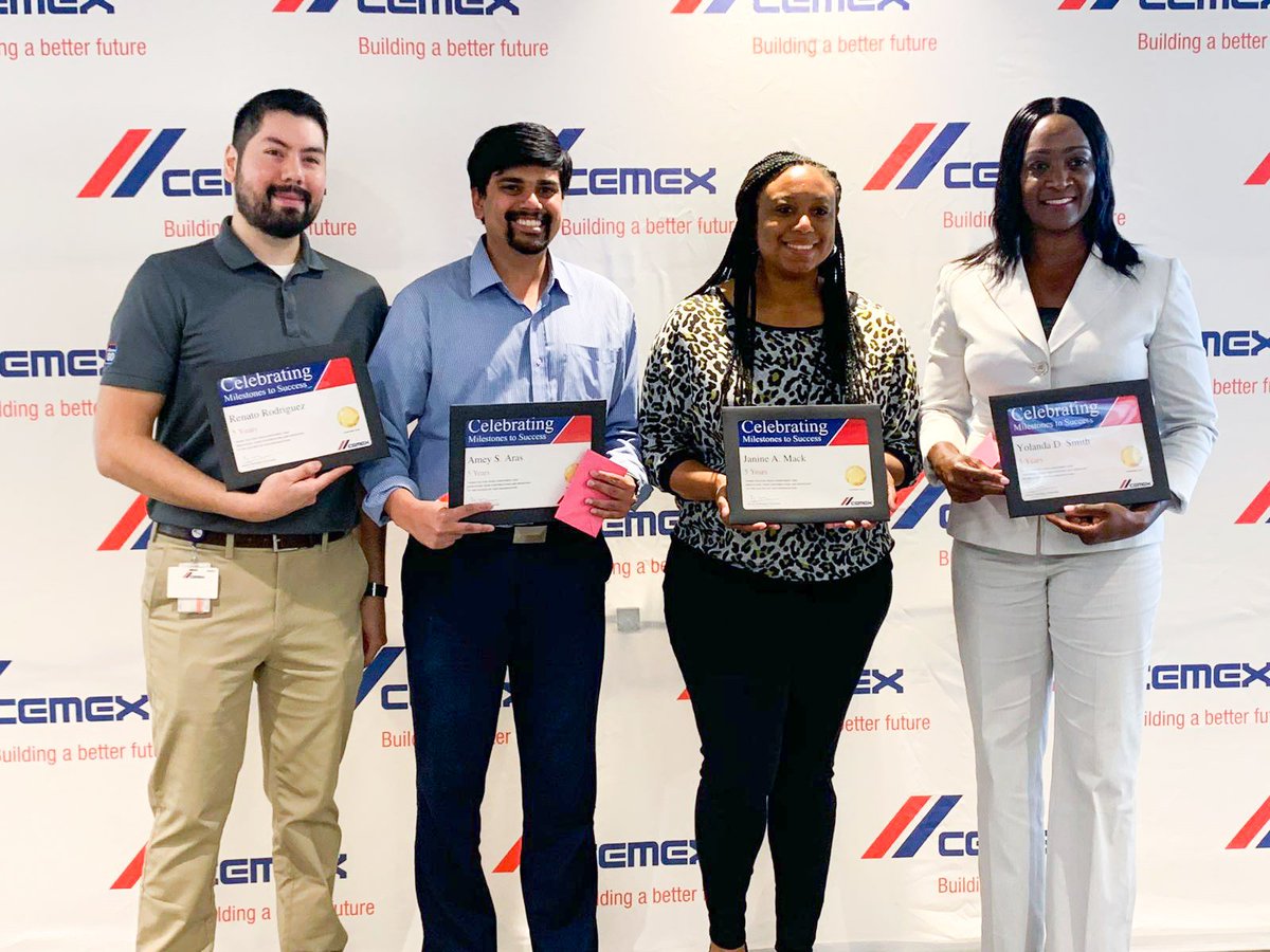 CXperienceUSA's tweet photo. Wow! Each of these individuals has put 5 years of hard work into building a better #CustomerExperience! Thank you Renato, Amey, Janine, and Yolanda for your dedication to @CEMEX_USA. https://t.co/u5yt5xAMV2