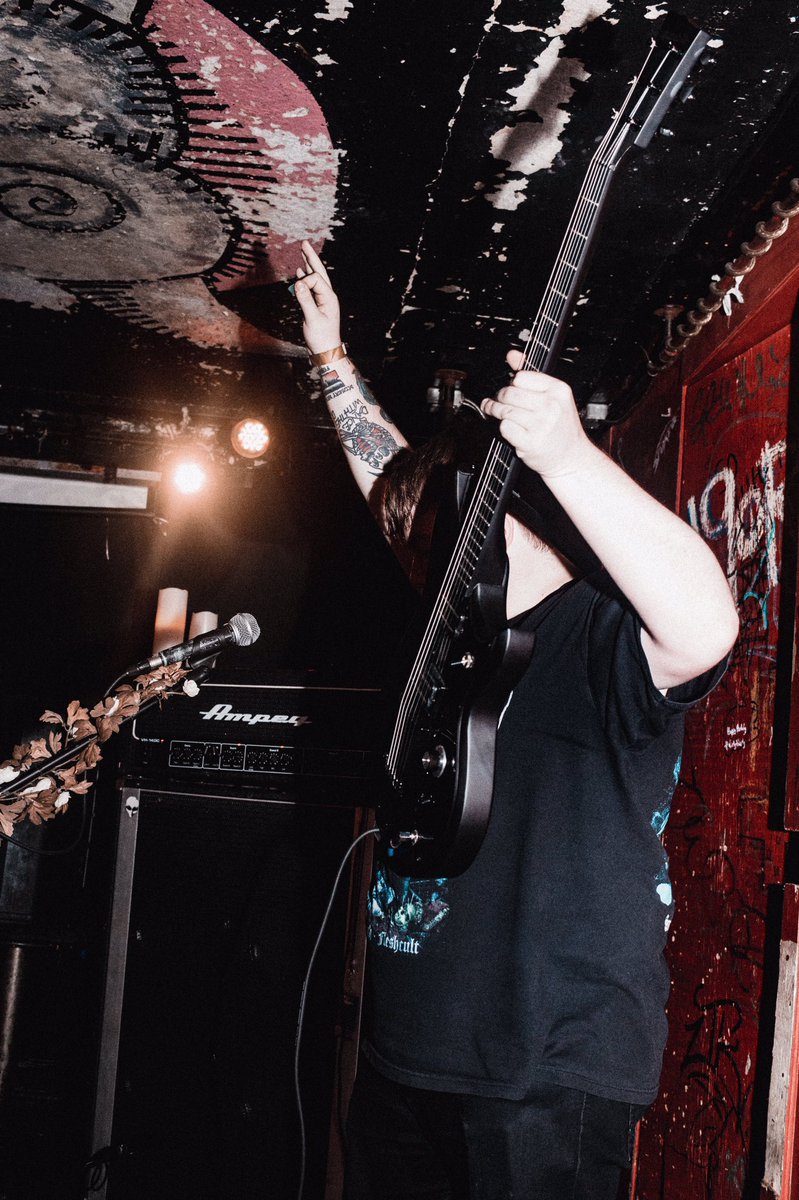 hcsrih's tweet photo. misery never forgets 🥀 ⛓ https://t.co/KlpyNnKzjO
