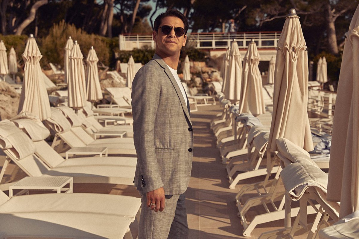 JuttaFreudig's tweet photo. #MusketeersEurope And again #TheGentlemansJournal published an article with some more photos of #LukePasqualino #lucapasqualino - so gorgeous 😍🔥❤️ (in the second photo with #AndrewCooper and #LordMarch) #RoadToCannes #Dinner #HotelDuCapEdenRoc #Riviera #Nice #Cannes https://t.co/fktOYLte0M