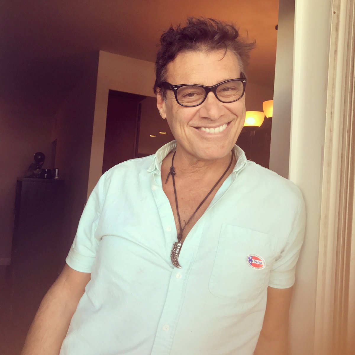 Real_DARGI's tweet photo. @QueenOnUSA @USA_Network #IWillWatch if #MyDearFriend #STEVENBAUER @thestevenbauer 
#SANTOS #ELSANTO #ComesBack❗️
#Legendary #AwardWinning #ACTOR #SINGER #PRODUCER #Humanitarian #True #Creative #ManOfAThousandVoices 4
#Film #Television #Theatre #Stage #Touring #RayDonovan #Scarface #PrimalFear #Traffic🎥 https://t.co/dtvch4FXJZ