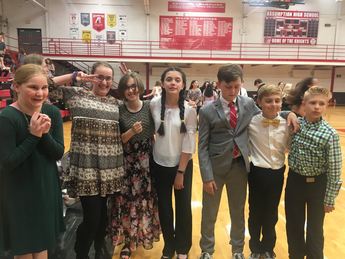 MrsCibula's tweet photo. Good luck to these Pleasant View kiddos tonight! They have been rocking honor choir rehearsal all day 🎼#SEICDA2019 ⁦ https://t.co/DKcH5hR12H