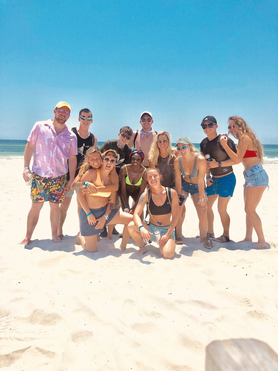 DarliiingB_'s tweet photo. ACT UP. π³οΈβππ #pcola2019 #pensacolapride #sexacola https://t.co/GpLGx1Dude