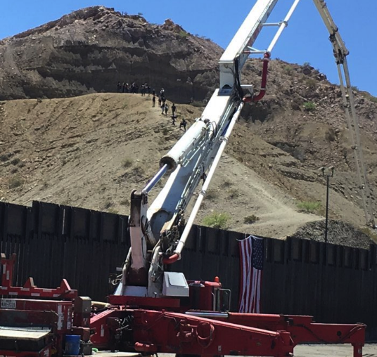 SchmuelDavid's tweet photo. @BrianKolfage @TrumpJew @Rambobiggs @RyanAFournier @DonaldJTrumpJr @DRUDGE @FoxNews @GOPLeader @MarkDice @JudgeJeanine @TrumpStudents Walls work!!!
#BuildMoreWall https://t.co/rlh7OygnGB