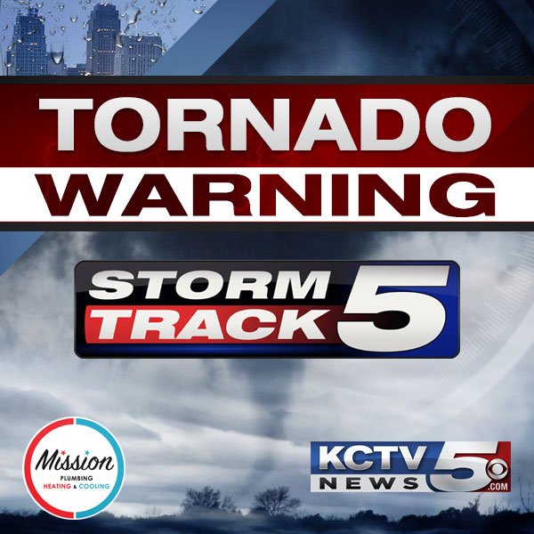 KCTV5's tweet photo. Wyandotte, S Leavenworth &amp; NW Johnson Counties are now in a #TornadoEmergency until 7:15 p.m. Stay with KCTV5 News and https://t.co/gH6WndaRUr for the latest. #Stormtrack5 #KCwx #KSwx https://t.co/30W0Ojra5H
