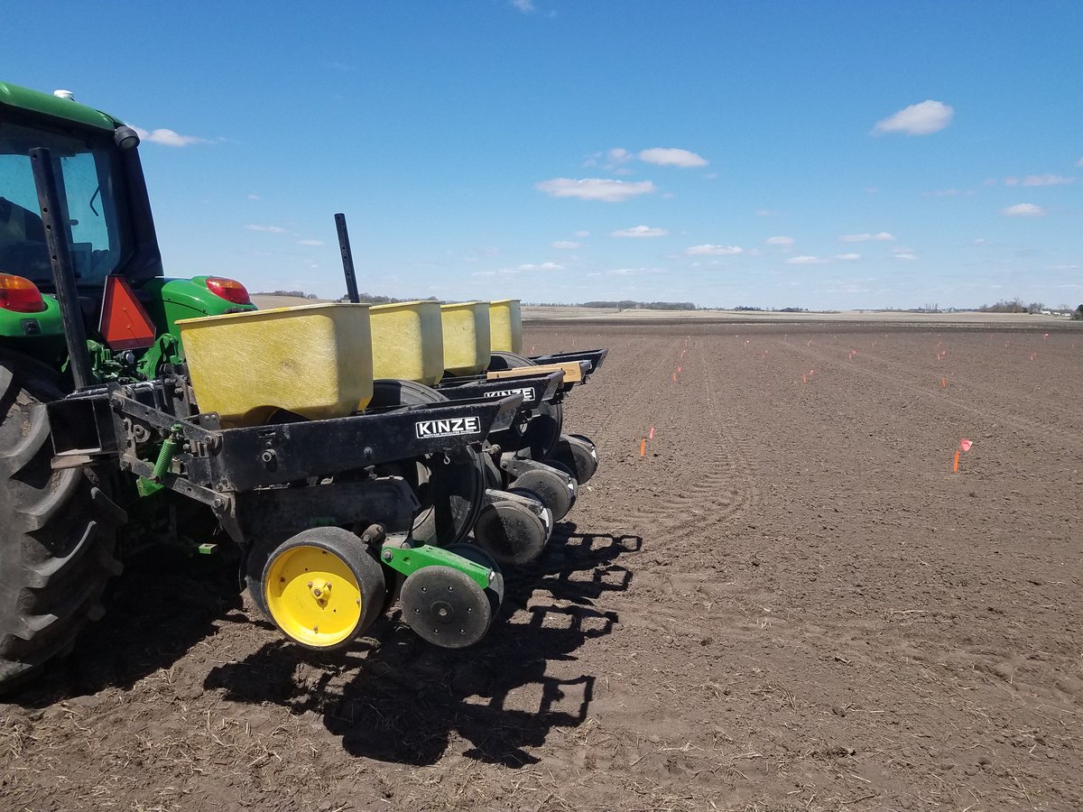WarnkeResearch's tweet photo. Even though it has been a very wet spring, #WRS has squeezed some plots in this season. https://t.co/eOouROkJKX