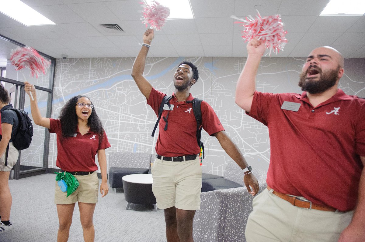 UofAlabama's tweet photo. We can’t believe that #BamaBound sessions are finally here!! 🙌 Welcome home, #UA23! 🏠

*Still need to register for your @UA_BamaBound session? Pro-tip: register sooner than later to get the date that works best for you! Details → https://t.co/6nFPfxx0hX #RollTide 🐘 https://t.co/pGaqkHJcAN