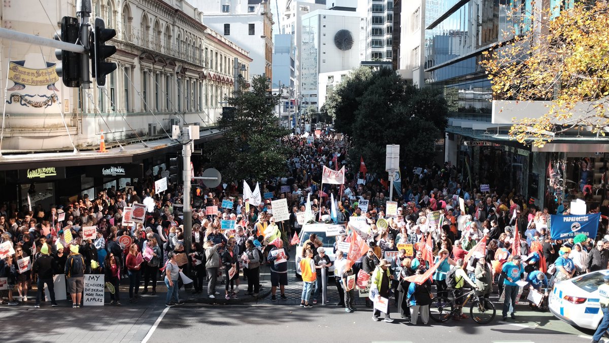 Huge crowd in Auckland getting ready to march up Queen St #backtheteachers