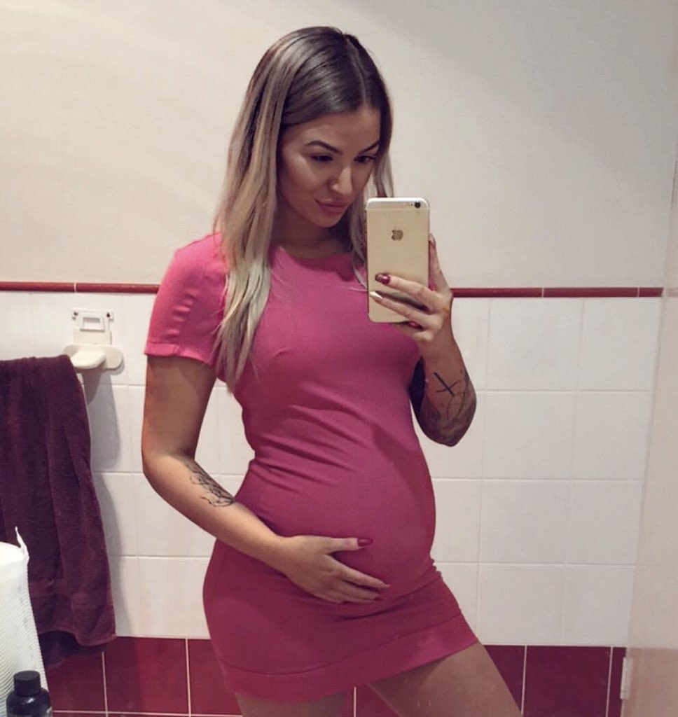 FetishKing44's tweet photo. Where’s my #pregnancy lovers at? Go and follow my sexy friend @KyMilf for some naughty pregnancy content! Text her your requests at 4693008675 for pricing and inquires! #milf #porn #tits #ass #feet #toes #pussy #nudes #fetish #pregnant #lactating #lactation #pregnancyfetish #nsfw https://t.co/hPLrBME9SE