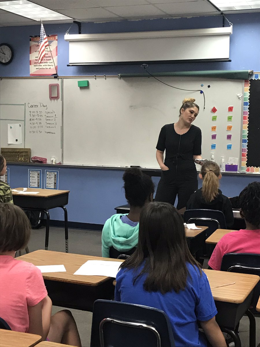 SarahSong2016's tweet photo. So grateful for @MollyWolchansky  at @AugiesBookshelf for giving such a great presentation today. These future writers and publishers (and a few actors) were BEAMING! @MPEPanthers https://t.co/xjDDShzD45