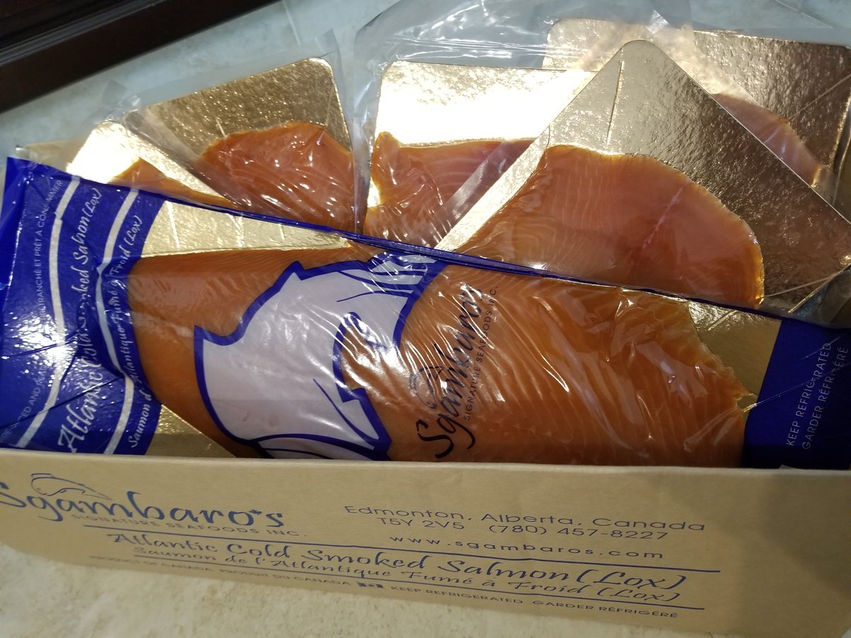 Eatyourcity_ca's tweet photo. Shout out to Rob from @sgambaros for getting our hands on a whole bunch of excellent cold #smoked #salmon as gifts for family in another province- on super short notice! #whenfishfly #robtotherescue #supportlocal #eatlocal #getintomymouth #yegfood https://t.co/4Ed1FosqRw