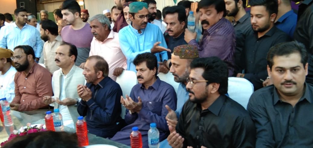 SyedTalaljeff's tweet photo. #IftarDinnerByMQMHyd https://t.co/WqoRDD11gh