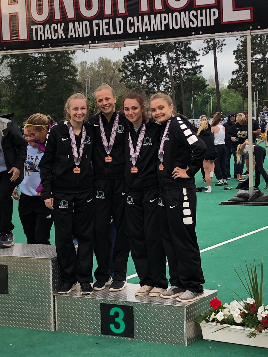 OlivetTrack's tweet photo. 3rd place 4x800 (9:57.92) at Lansing honor roll meet Danae Feldpausch, Autumn Wietzke, Abbey Peters, Izzy VanDorpe https://t.co/rCBQAge4bx